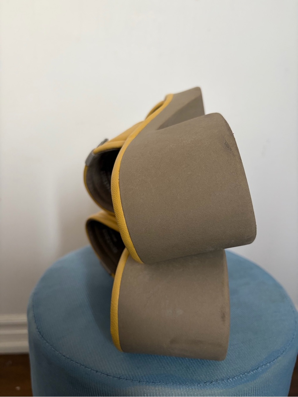 FLY LONDON MAVA432FLY YELLOW LEATHER SANDALS MULES EU 40 US 9-9.5 - Picture 10 of 11